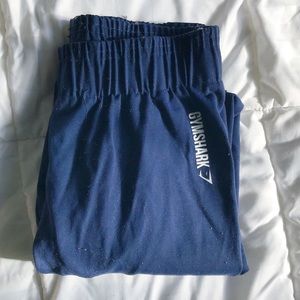 Gym shark leggings